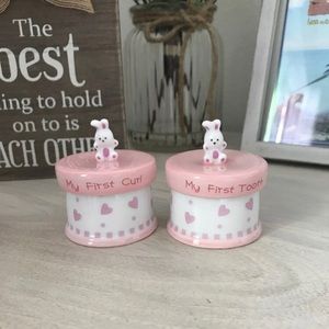 Storage for 1st baby tooth & curl